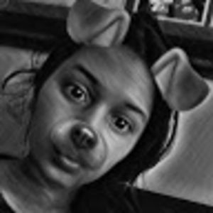 Meet your Posher, Nadia